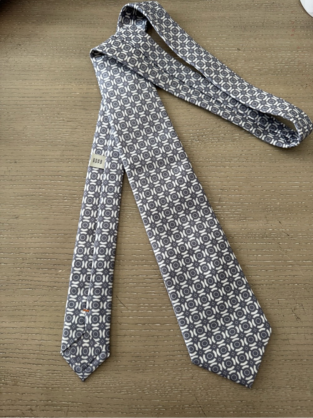 Geometric Gray Silk Tie with White Pattern - Dolcepunta
